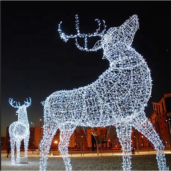 Reindeer LED Lighting Large 3D Outdoor Lighted Deer New Year Christmas Decoration