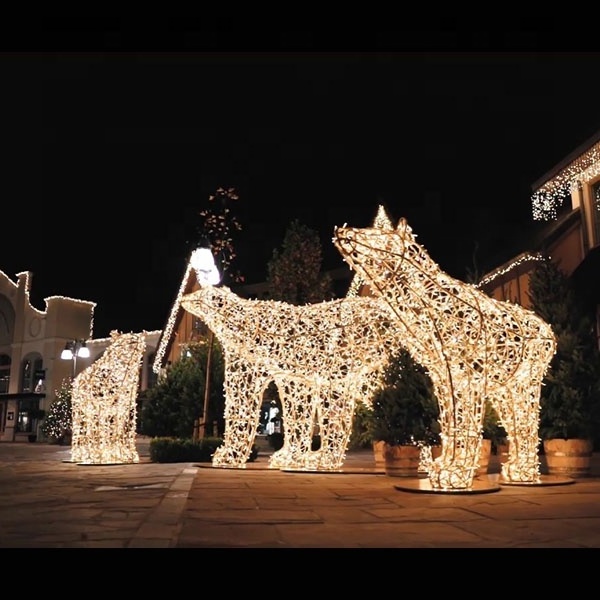 Outdoor Christmas Holiday  Lighting Decoration LED Christmas Polar Bear Lights for Street Plaza Decoration