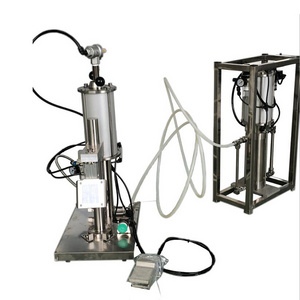 Small spray paint semi-automatic liquid filling machine aerosol can filler