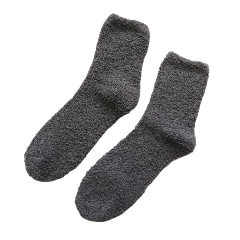 BD-S561 Wholesale men fuzzy fluffy warm super soft long cozy winter socks men polyester cosy feather yarn socks