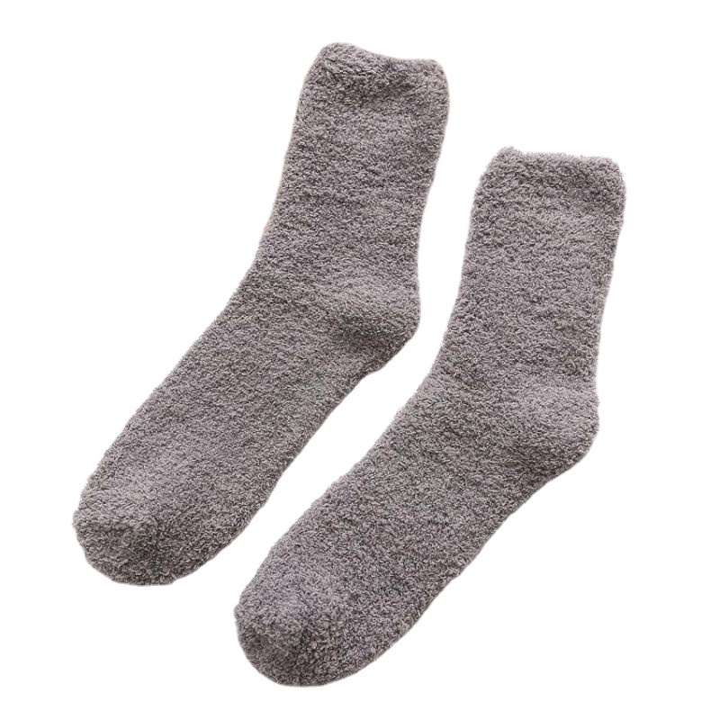 BD-S561 Wholesale men fuzzy fluffy warm super soft long cozy winter socks men polyester cosy feather yarn socks