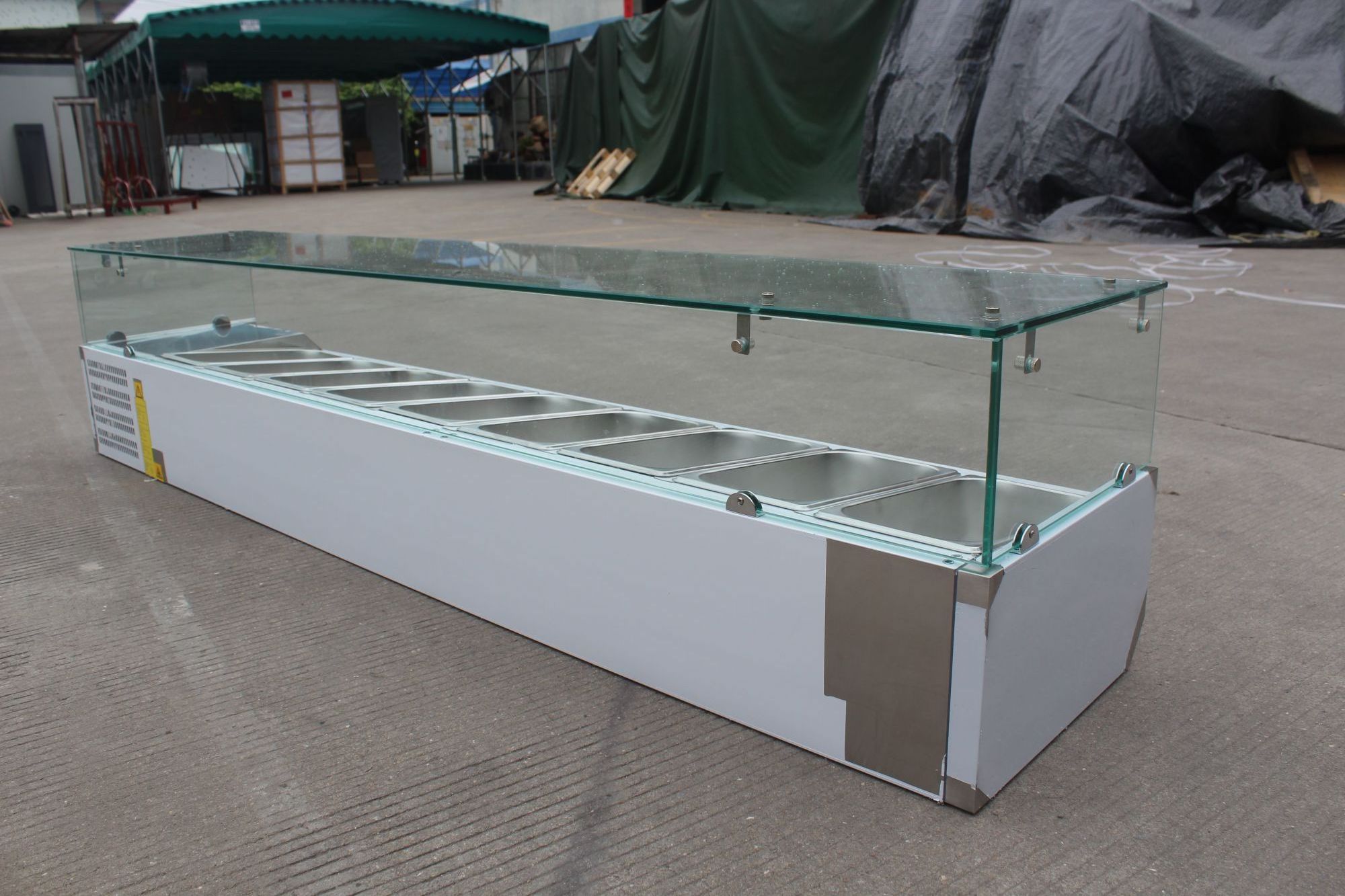 Gn1/3 1.8M restaurant display counter top salad prep table refrigerated salad bar display counter