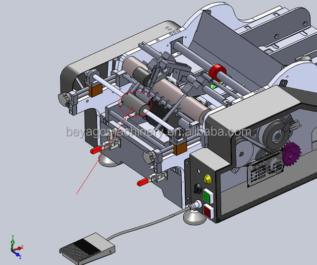 Semi Automatic Metal Cans Wet Glue Paper Sticker Labeling Machine