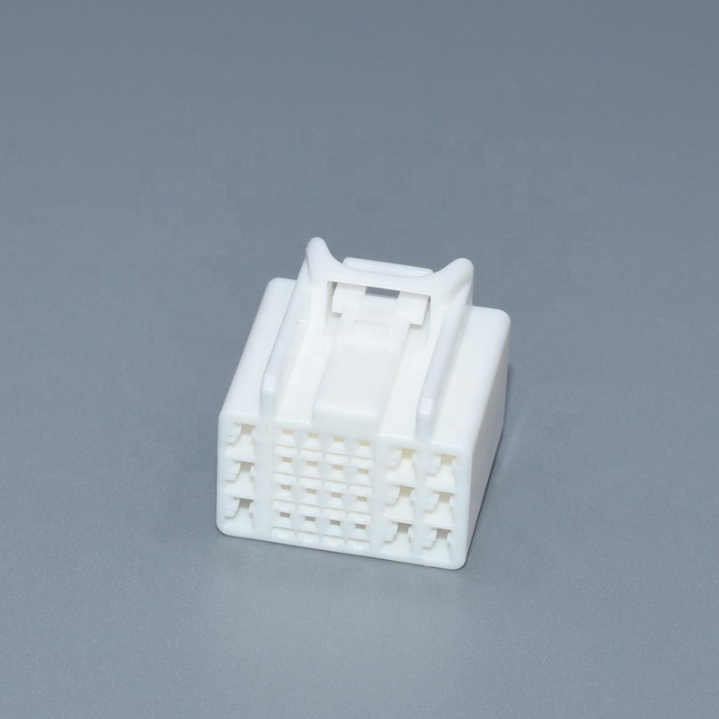 High current pa66 gf25 automotive plug connectors battery connector 7286-8860 powder cable with connector