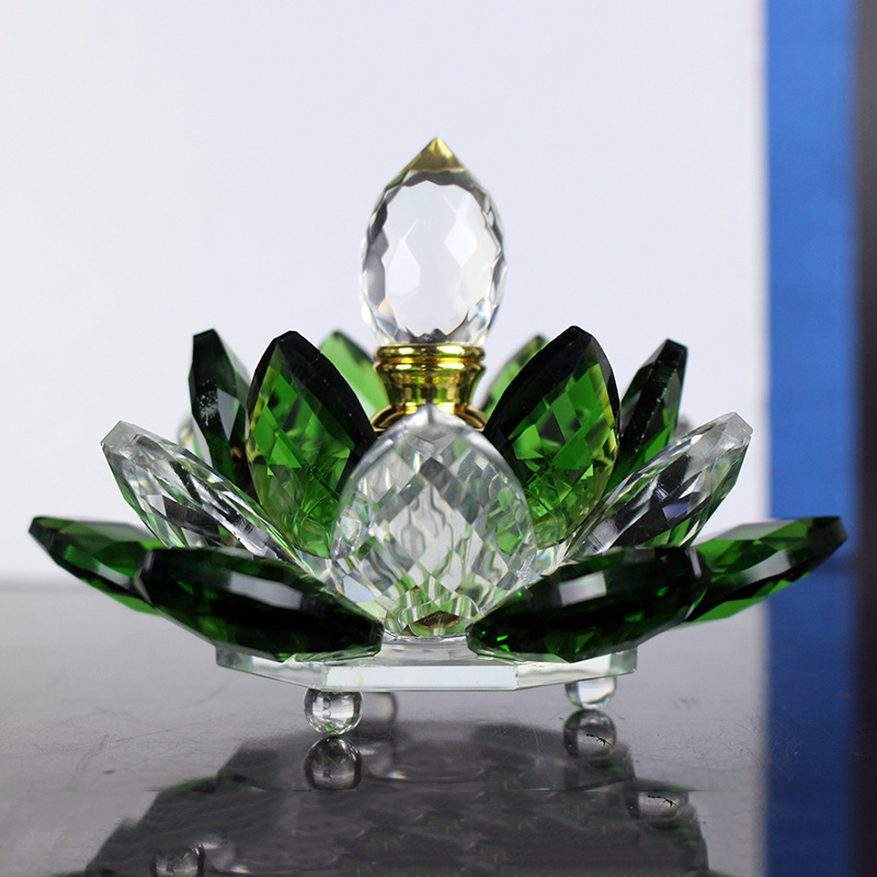 Hot Sale High Quality Folk Lotus Flower Crystal Glass Perfume Bottle For Wedding Favors