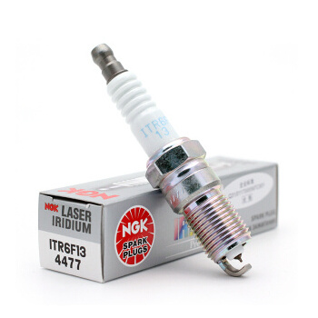 Wholesale Genuine NGK Spark Plug Hot Sale High Quality 4477 ITR6F13  OEM XR819660 5M5G-12405-AA L81318110 for GM DAEWOO/Ford