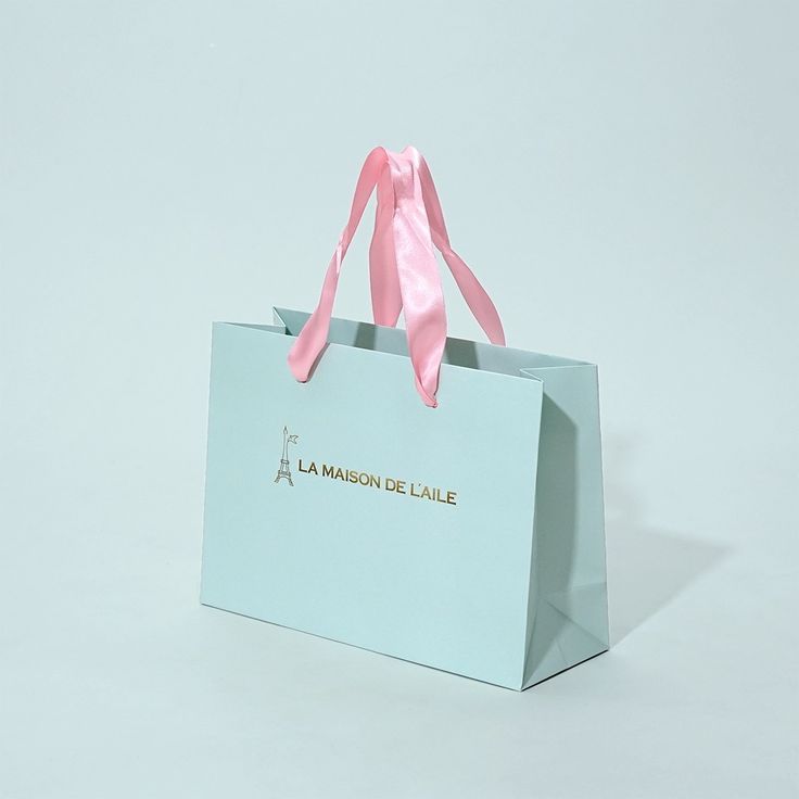 Custom Logo Packaging Recyclable Printed High Quality Kraft Paper Gift Shipping Bags With Handles