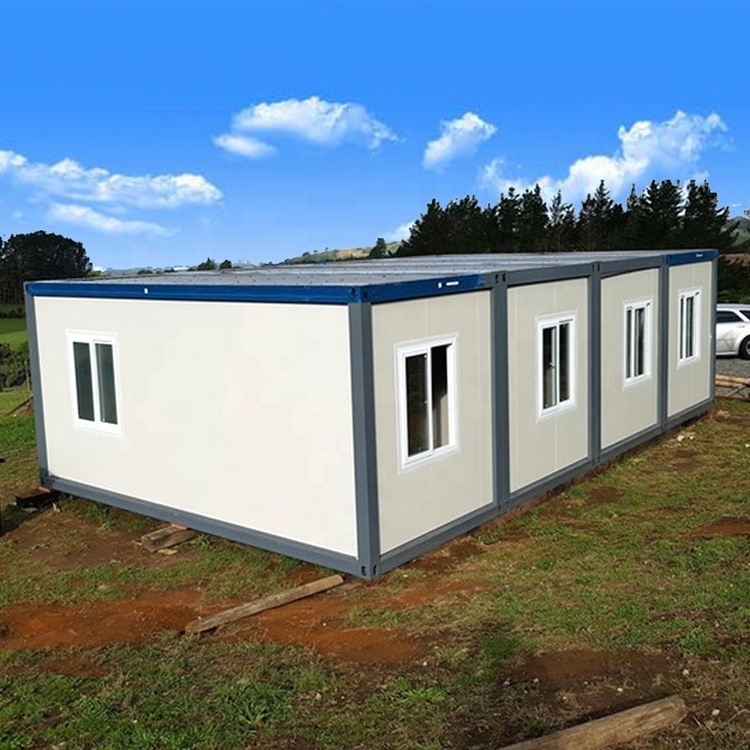 Most Popular 3 bedrooms and 2 bathrooms Container House For Living With Pool