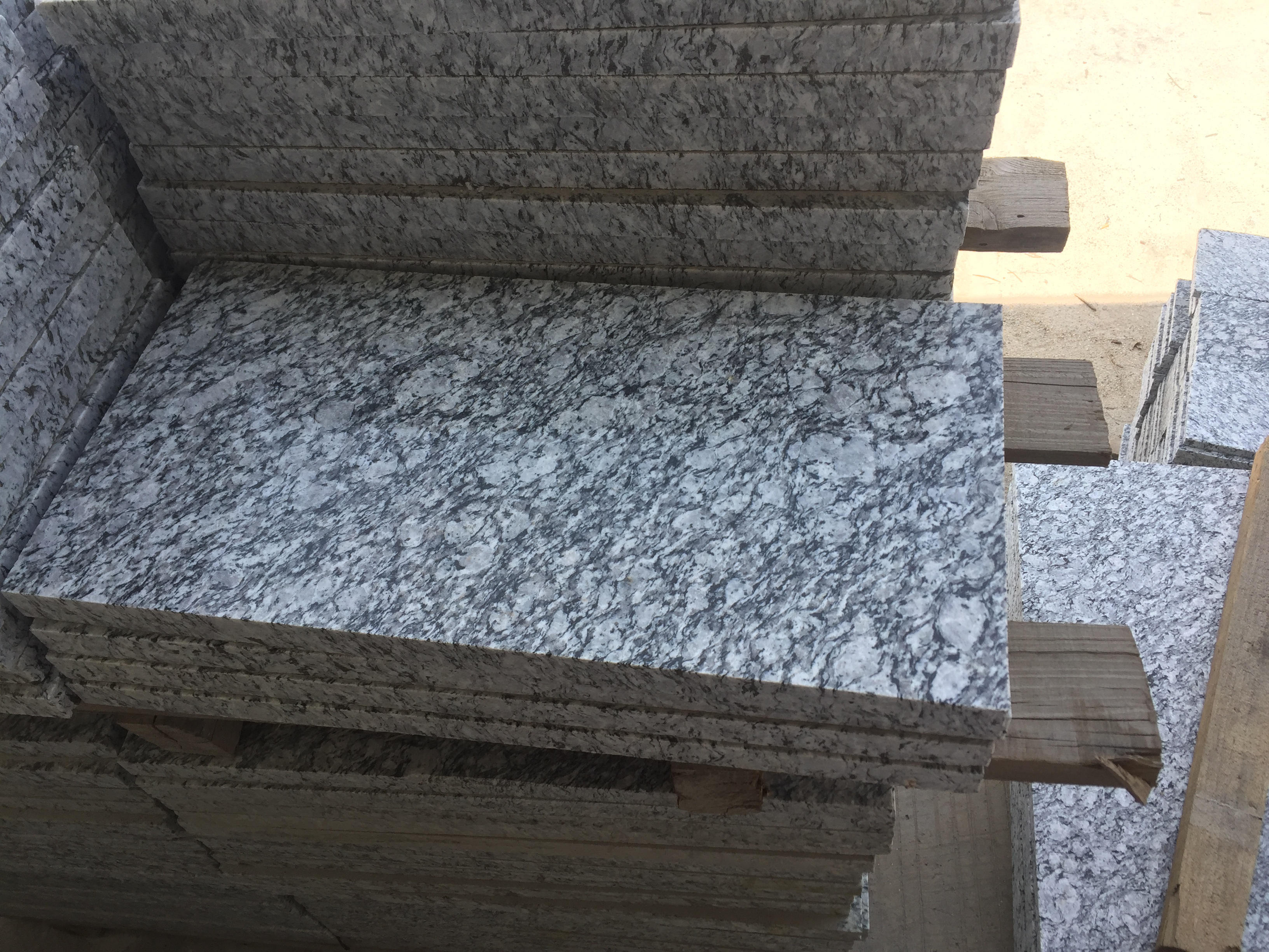 Factory Price Wave White Natural Granite Interior and Exterior Granite Tiles