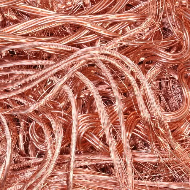 Large amounts of high-quality scrap copper wire in stock