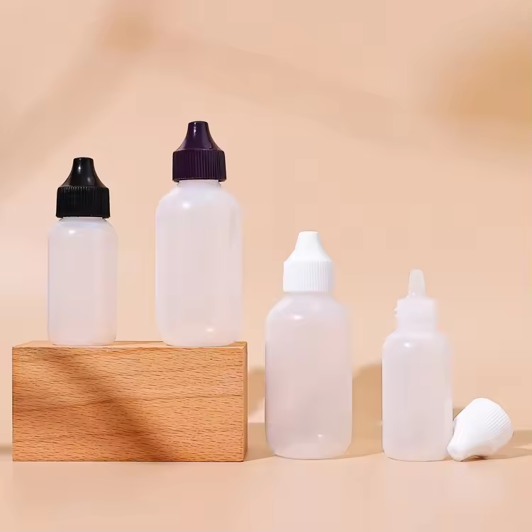 Factory direct sales 50ml 100ml 250ml LDPE Eye drop bottle Plastic Foundation Squeeze bottle Nail liquid oil glue bottle