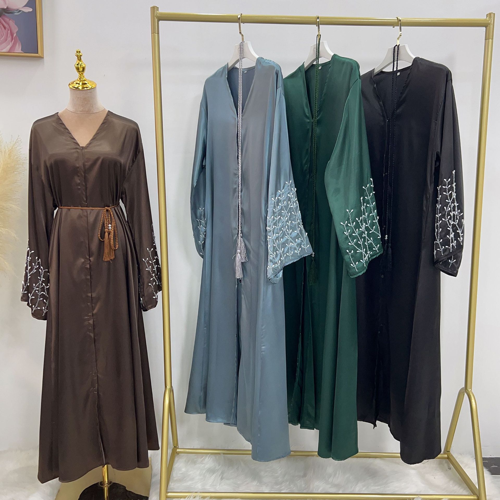 Bicomfort Manufacturer Turkey Modest Dubai Abaya Luxury Abaya with Handmade Beads Women Muslim Dress