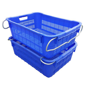 640*430*305mm tomato storage plastic crate with Metal Handle For Heavy Use