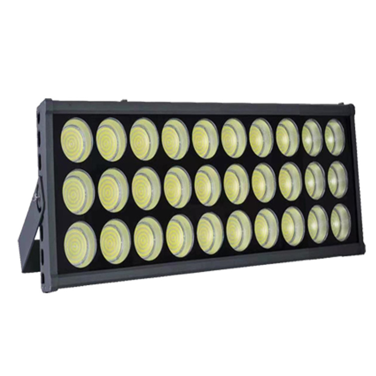 Intelligent 7000 Lumens 150w 200w Ip65 Soffit Lighting Reflectors Outdoor Led Flood Lights For Football Stadium