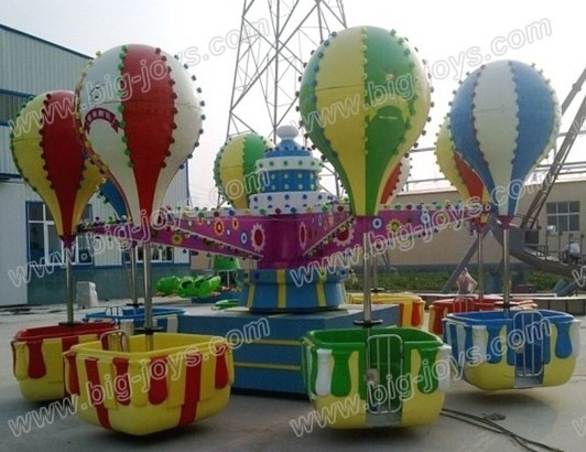 Mobile amusement park rides attractive samba balloon with trailer