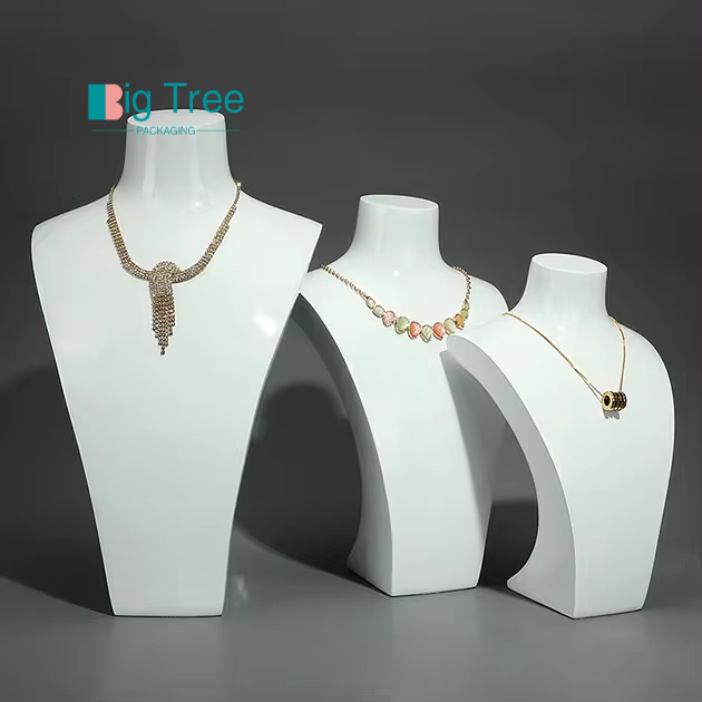 Big Tree Wholesale High Quality Handmade Elegant Jewelry Necklace Display Bust Jewelry Display Mannequin