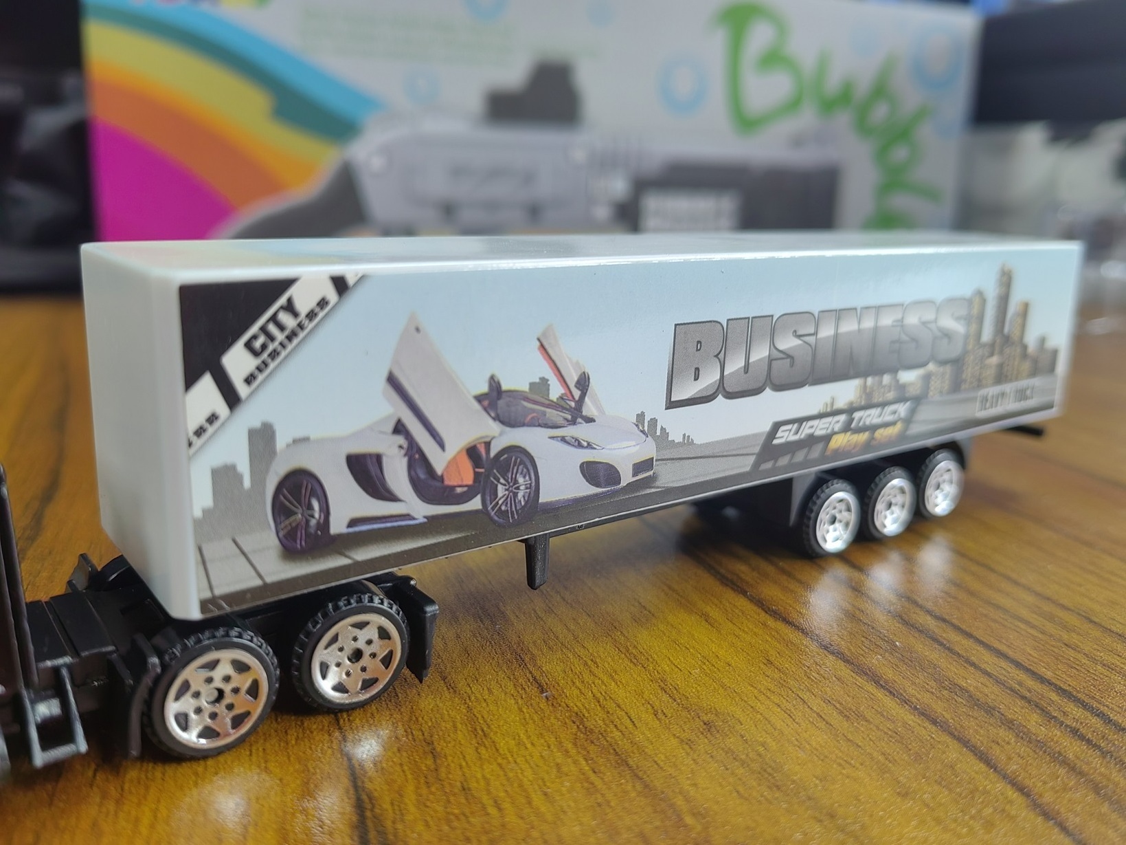 Customized Production 1/87 Diecast Truck Toy 18 Wheeler US cab design Labels on Plastic Trailer Changeable