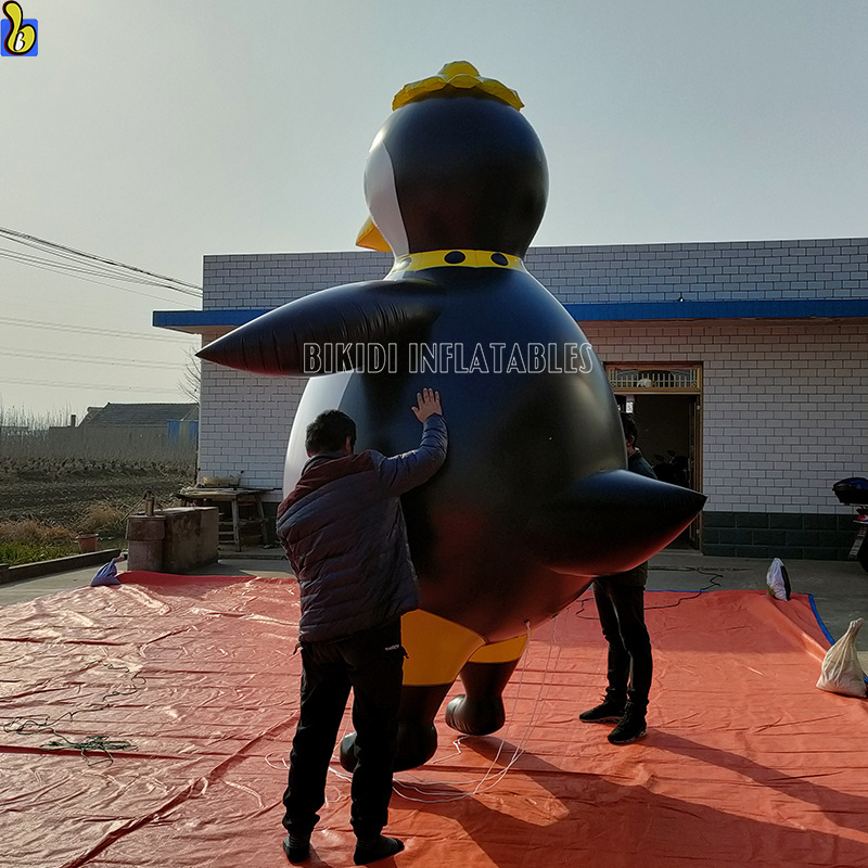 Giant Inflatable Penguin Helium Balloon Inflatable Flying Animal Penguin For Advertising