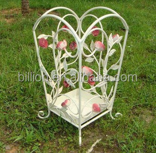 2019 new design wrought iron umbrella rack