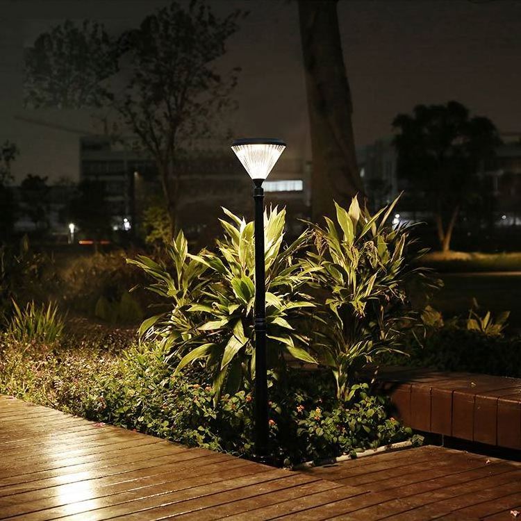 Modern die casting aluminium park lawn outdoor decoration light stake solar led garden light