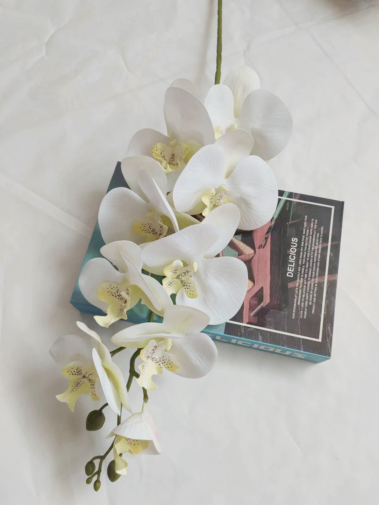 Eco-friendly Natural real Touch Latex Large hand-feel Phalaenopsis Moth orchid In Bulk Silk Stem Decorative Flowers