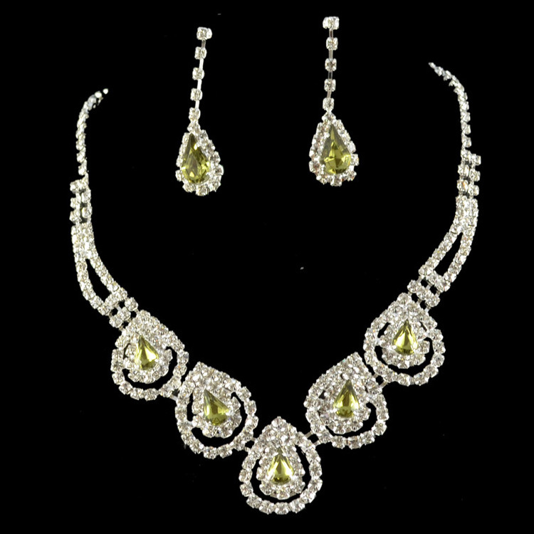 Stock Fashion jewelry set Teardrop Rhinestones Bridal jewelry set  XL050