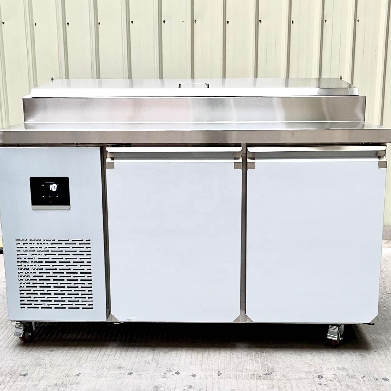 pizza prep tables  refrigerated countertop chiller display catering buffet cold salad bar refrigerator