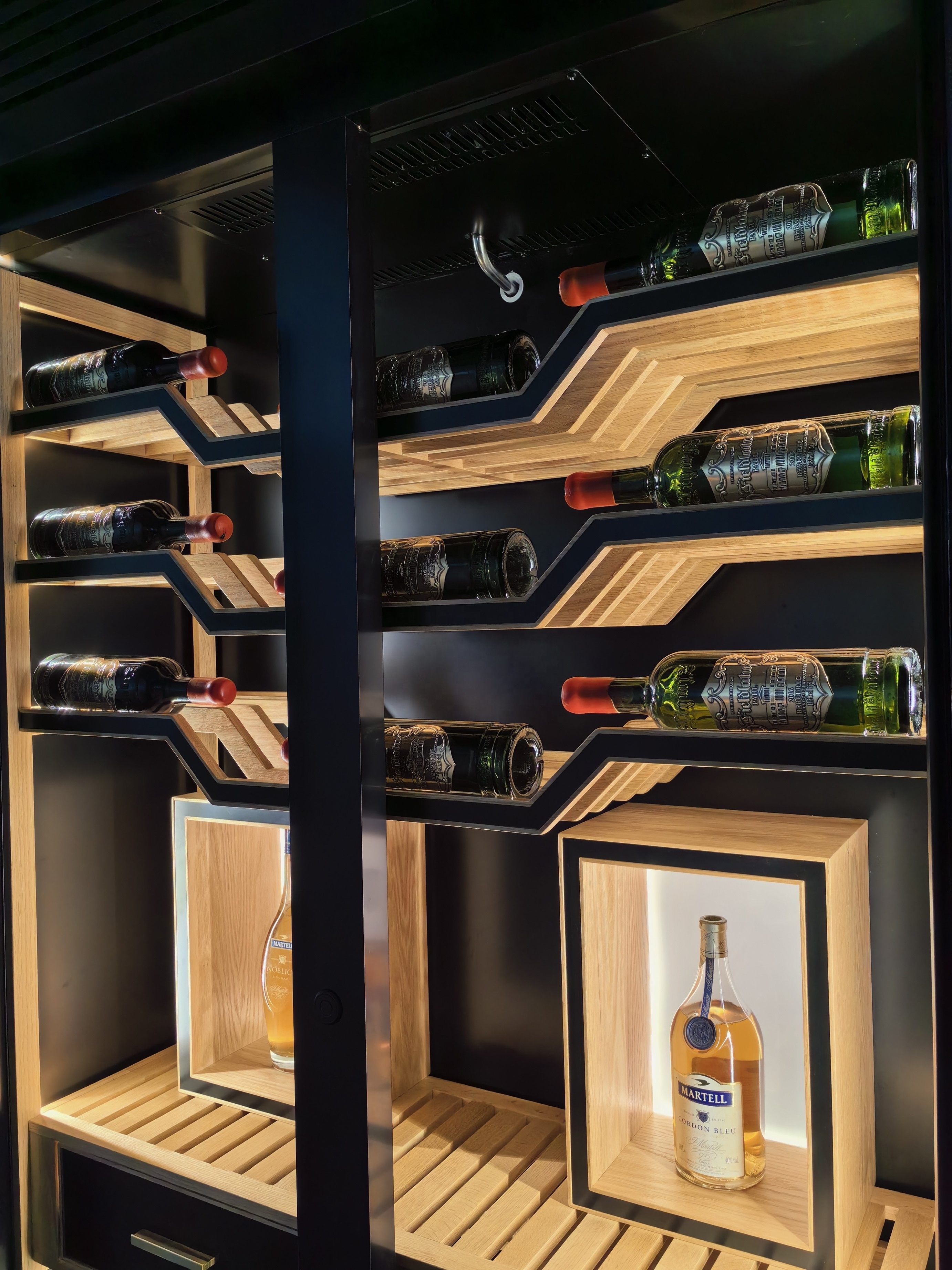 bottle tall large capacity Wine fridge freestanding wooden shelf wine cooler customized