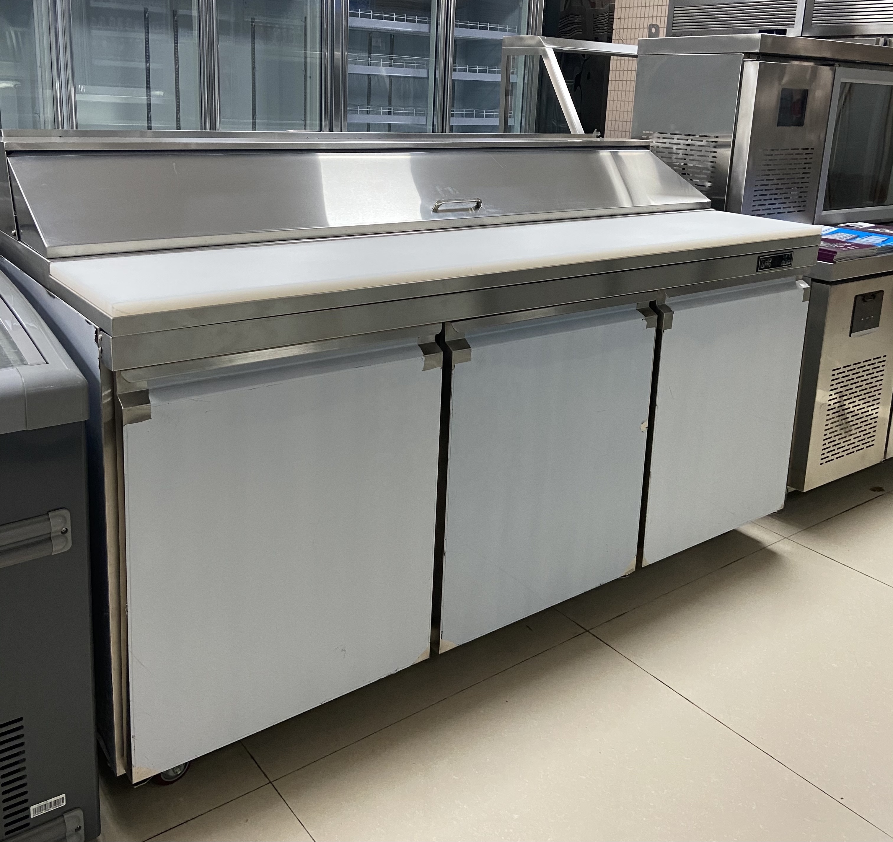 subway used  sandwich prep table refrigerated Stainless steel  Salad Table 3 door service  Refrigerator