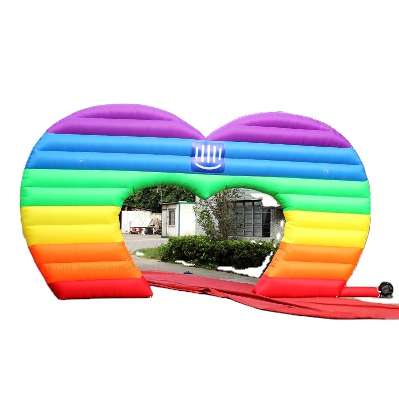 New Design Giant Inflatable Rainbow Heart Balloon Arch for Valentine's Day Decoration Inflatable Arch