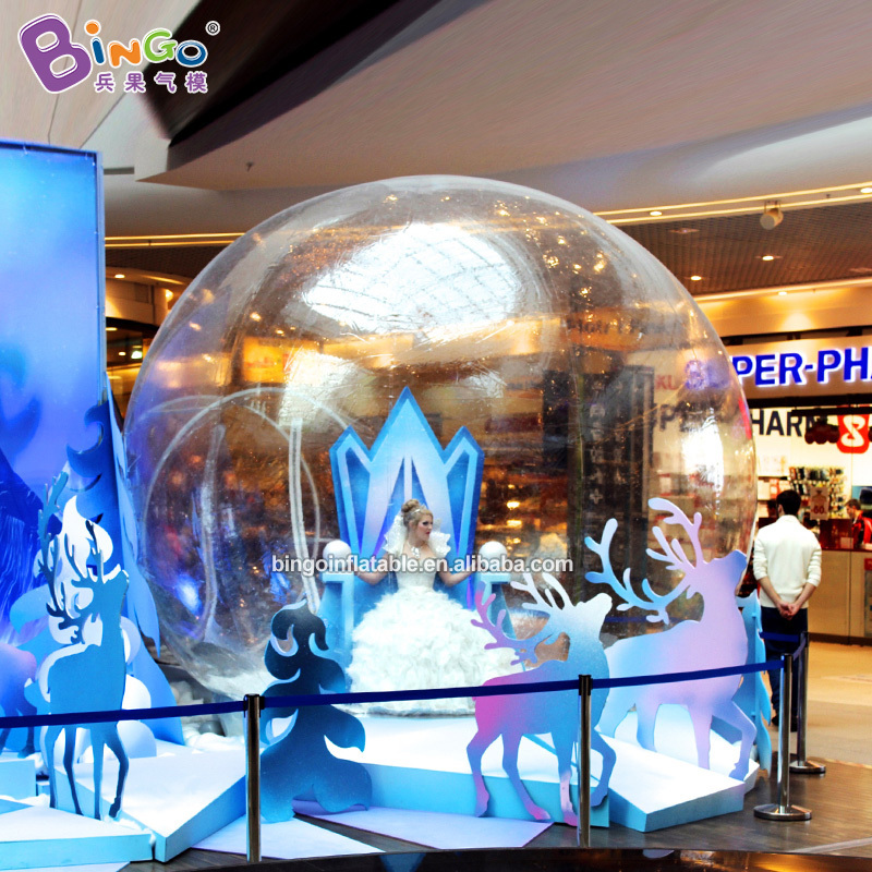 Transparent Christmas Decoration Inflatable Lighted Snow Globe Giant Inflatable Christmas Snow Balls