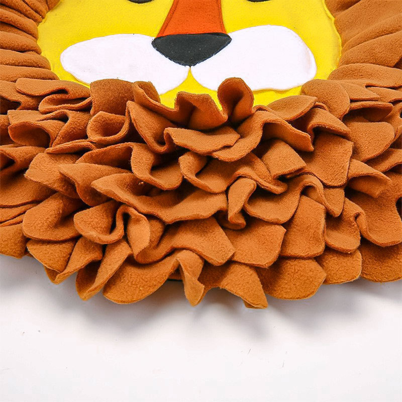 Wholesale Slow Feeding Sustainable Lion Head Design Dog Unique Pet Training Snuffle Mat Felt