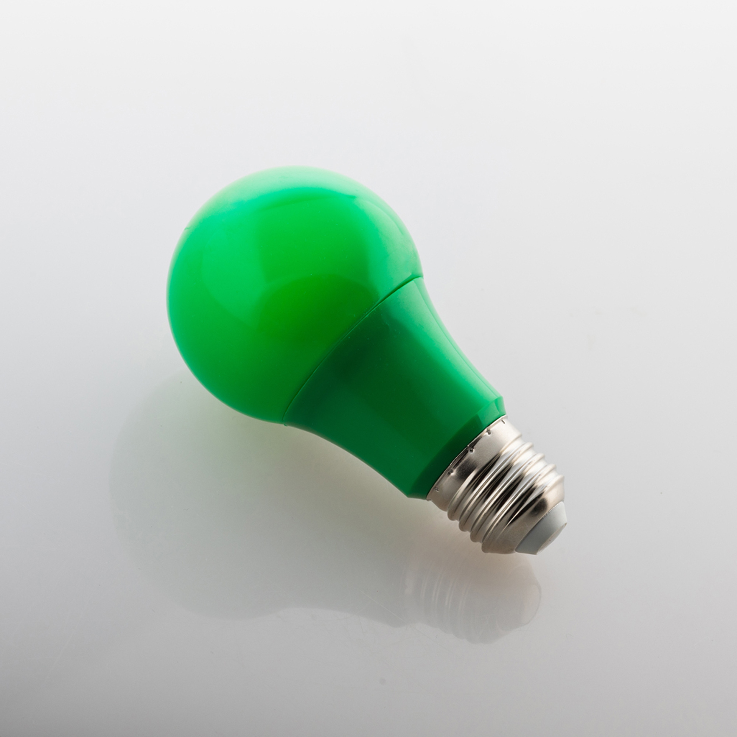 hot sale colour led Green  LED A60 AC85-265V bulb led light 8W E27 colour  led bulb