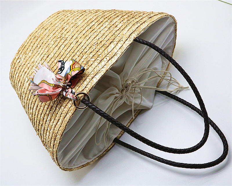 Wholesale Summer eco friendly handwoven straw handbag beach bag for lady