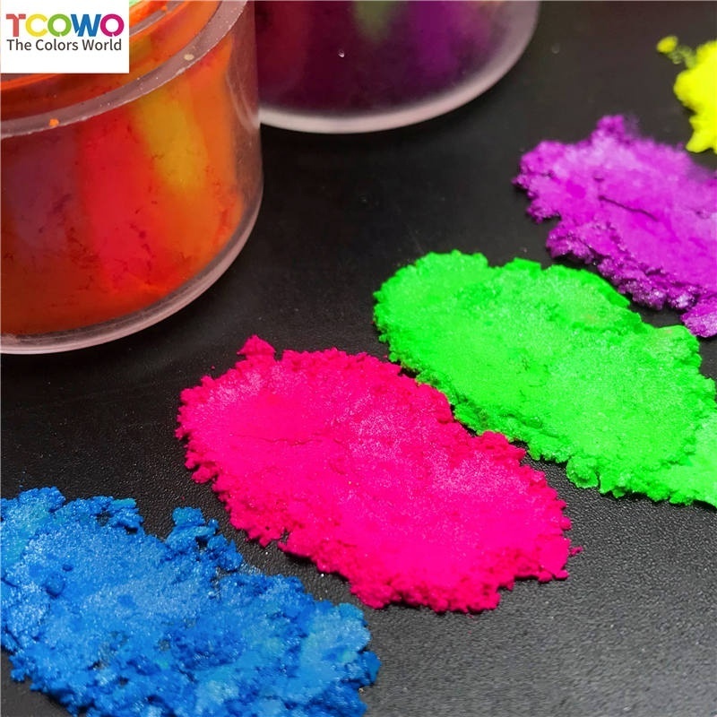 Wholesale UV Pigments Neon Pigment Fluorescent dye Powder for Masterbatch (Polyolefin & PET) Plastic spray paint Body Glitter