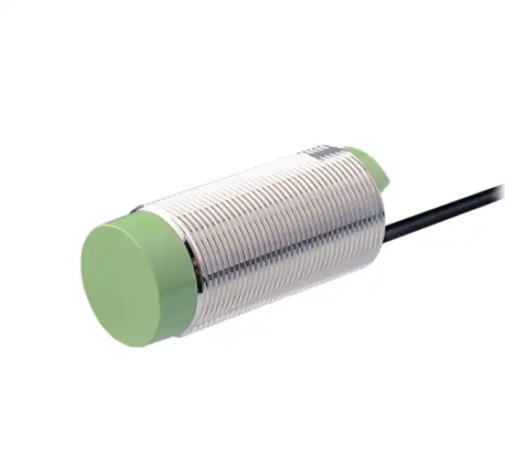 Anti interference material level sensor Cylindrical Capacitive Proximity Switch   15mm Or 8mm Sensing Distance