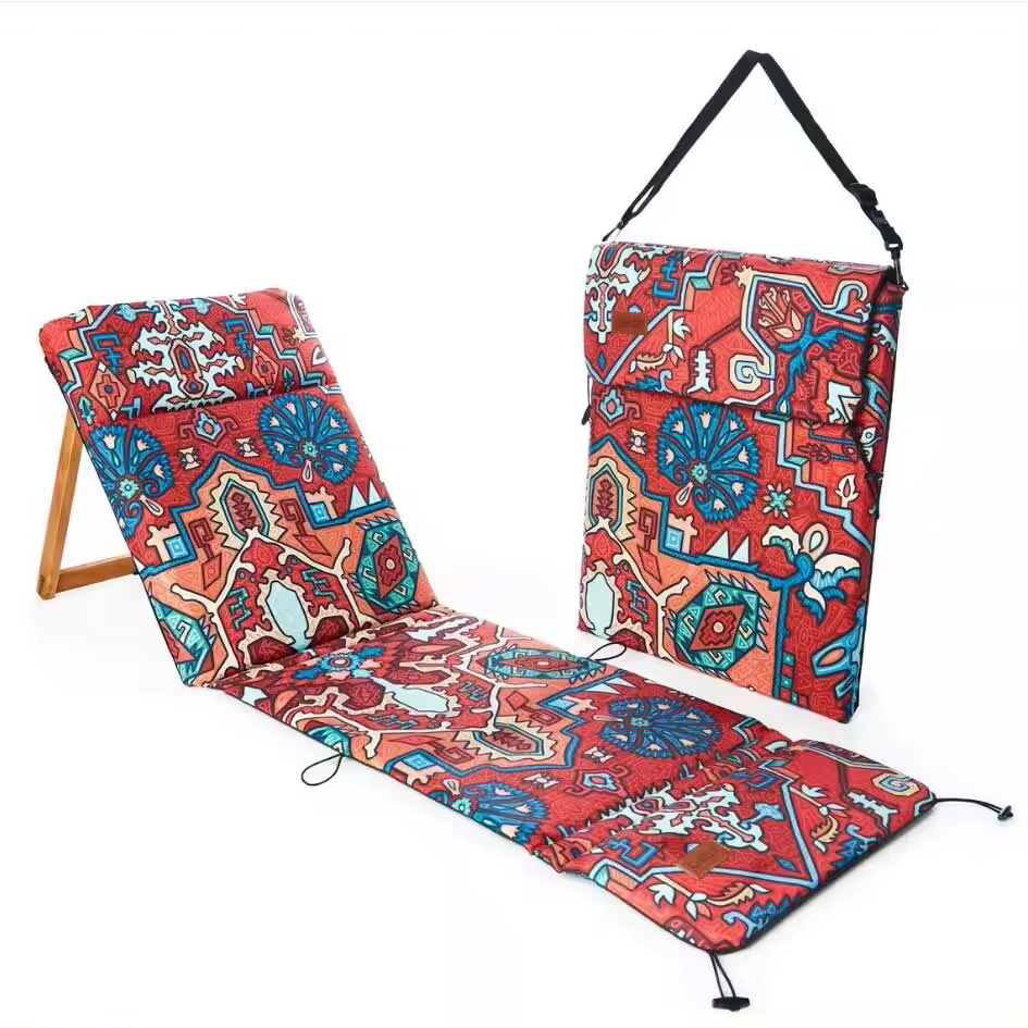 BR Custom Adjustable Backrest Low Reclining Beach sun chair wooden Frame Sand Less Waterproof Folding Picnic Beach Mat Chairs