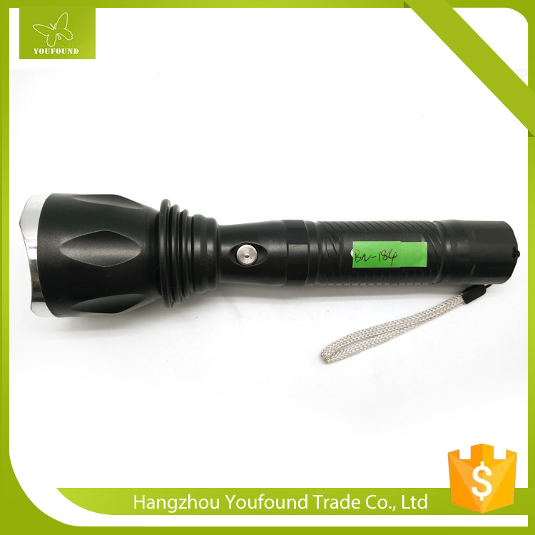 Underwater 80M diving light  waterproof flashlight 9000lumens LED diving Flashlight 18650 battery