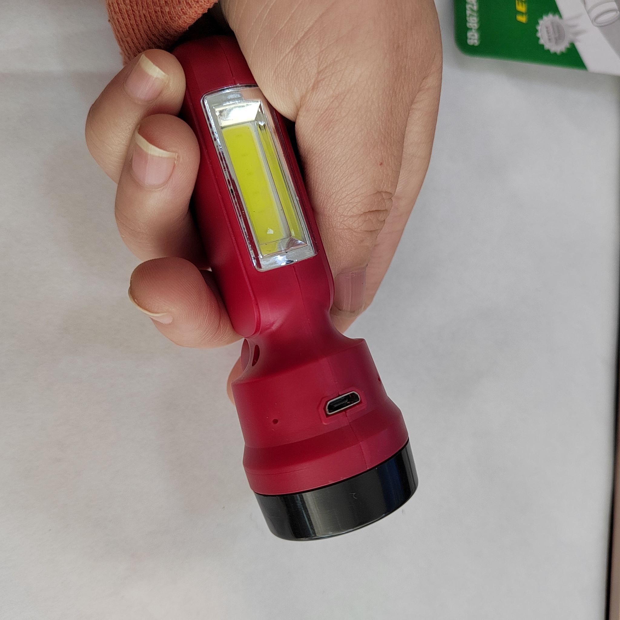 8672A cheap pakistan plastic solar rechargeable flashlight for sell