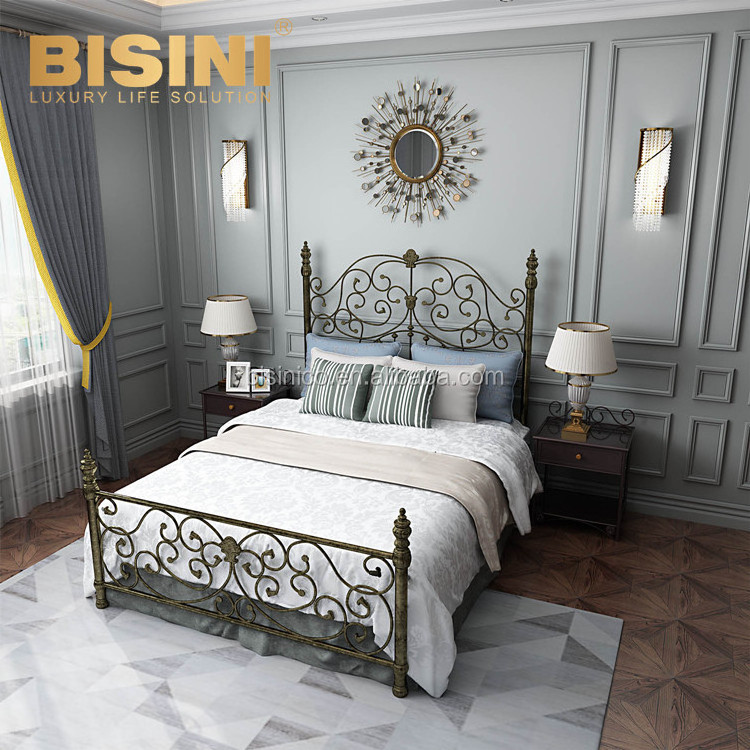 Simple European Light Luxury Style Archaistic Metal Bedroom Furniture Classic Copper Cast Iron King Size Double Bed