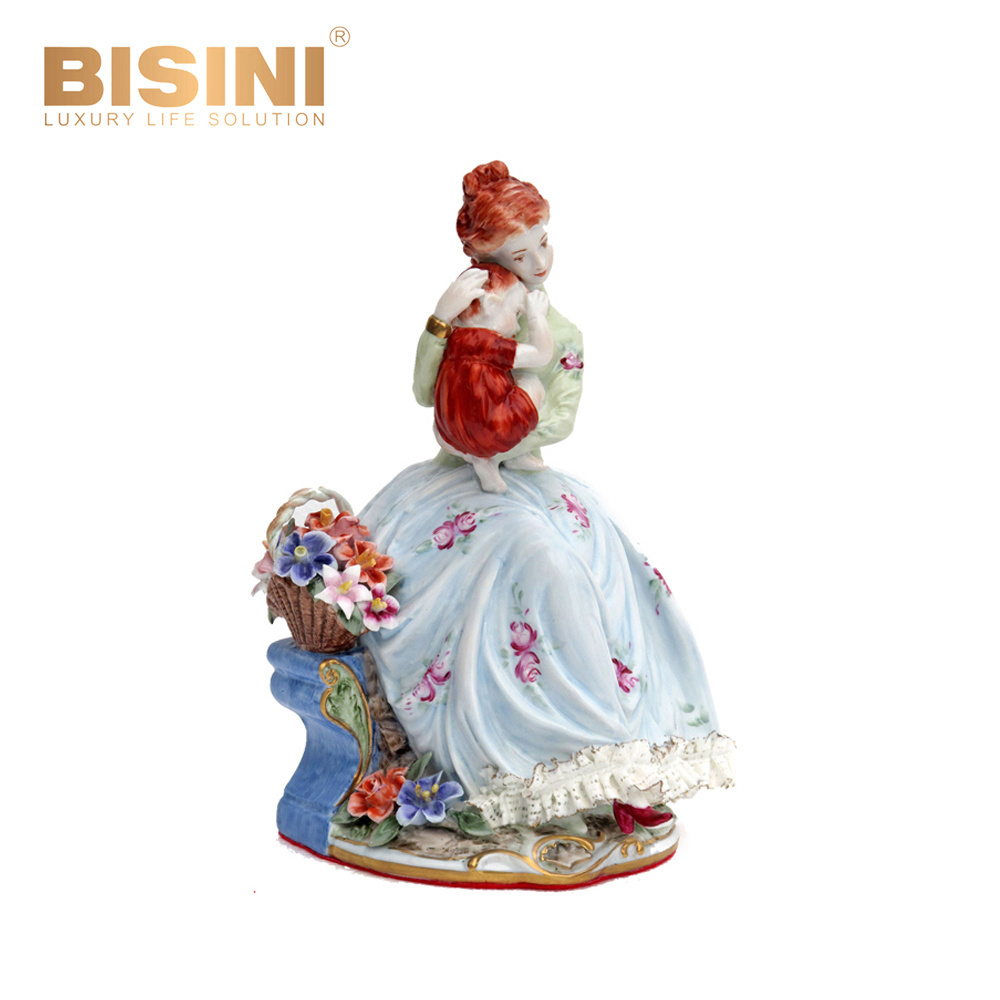 Pretty European Style Particular Handmade Antique Porcelain Figurine Floral Fairy Ladies Porcelain Sculpture Ornaments