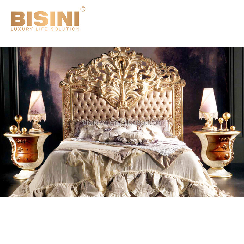 Classic Revival Luxurious Venetian Designed Hourglass Shaped Gilt Carving King Size Bed for Villa