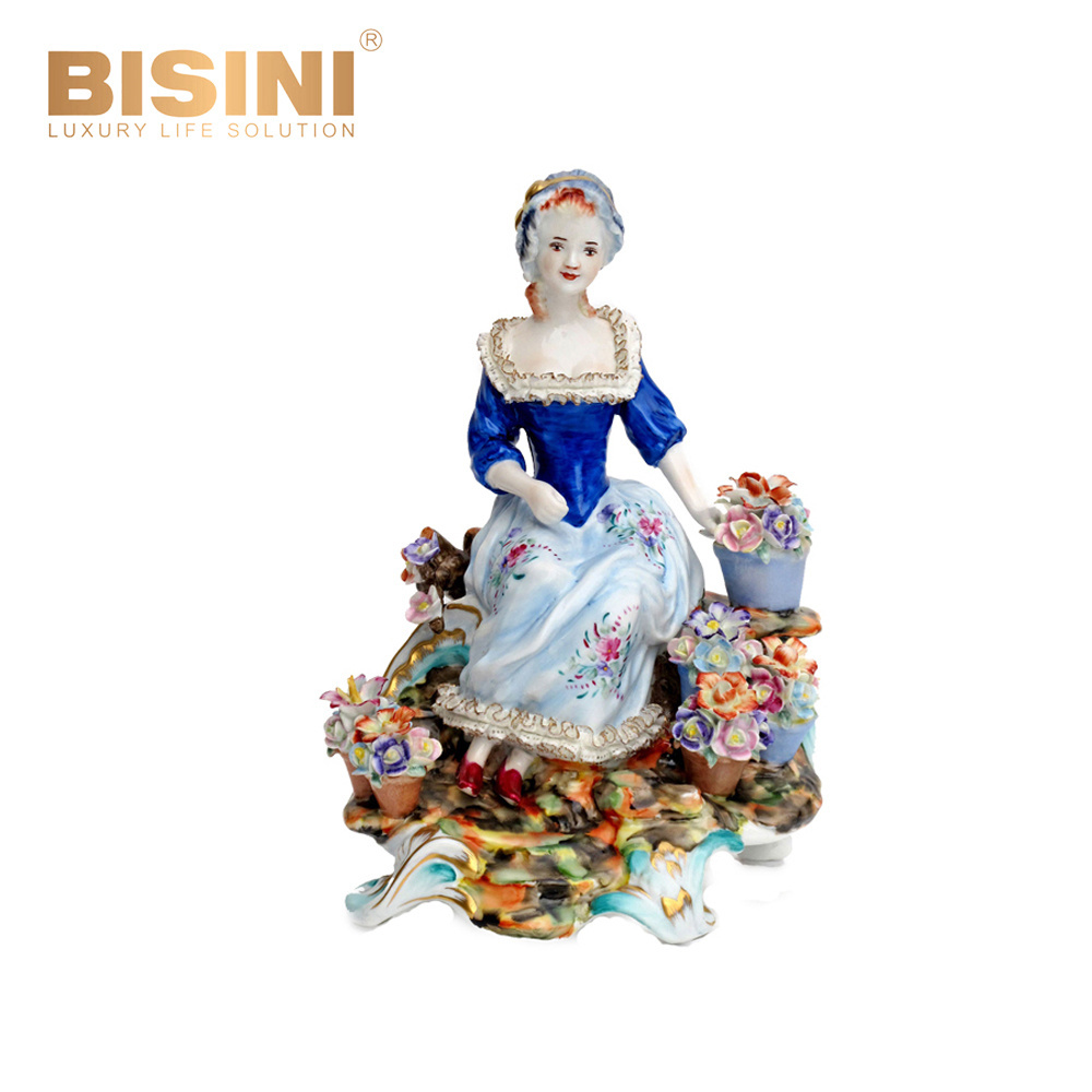 Pretty European Style Particular Handmade Antique Porcelain Figurine Floral Fairy Ladies Porcelain Sculpture Ornaments