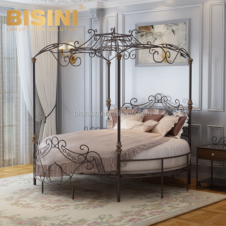 French Style Retro Nordic Princess Metal Frame Hotel Round Double Iron Bed with Canopy Bedroom Furniture