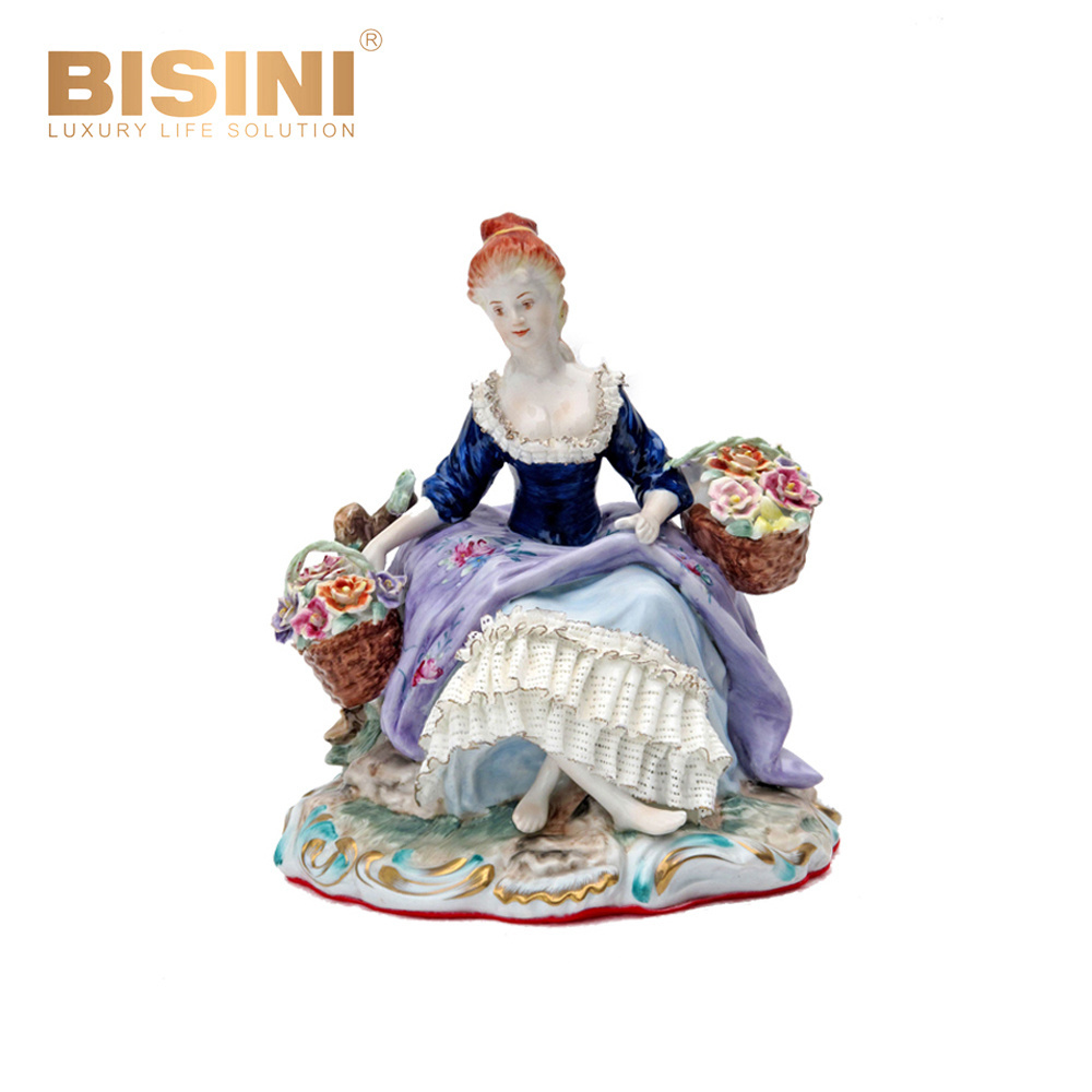 Pretty European Style Particular Handmade Antique Porcelain Figurine Floral Fairy Ladies Porcelain Sculpture Ornaments