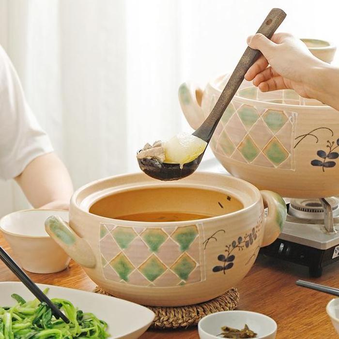 Traditional Japanese Clay Pot for Stewing and Soup Making; Household Ceramic Soup Pot for Japanese Hot Pot