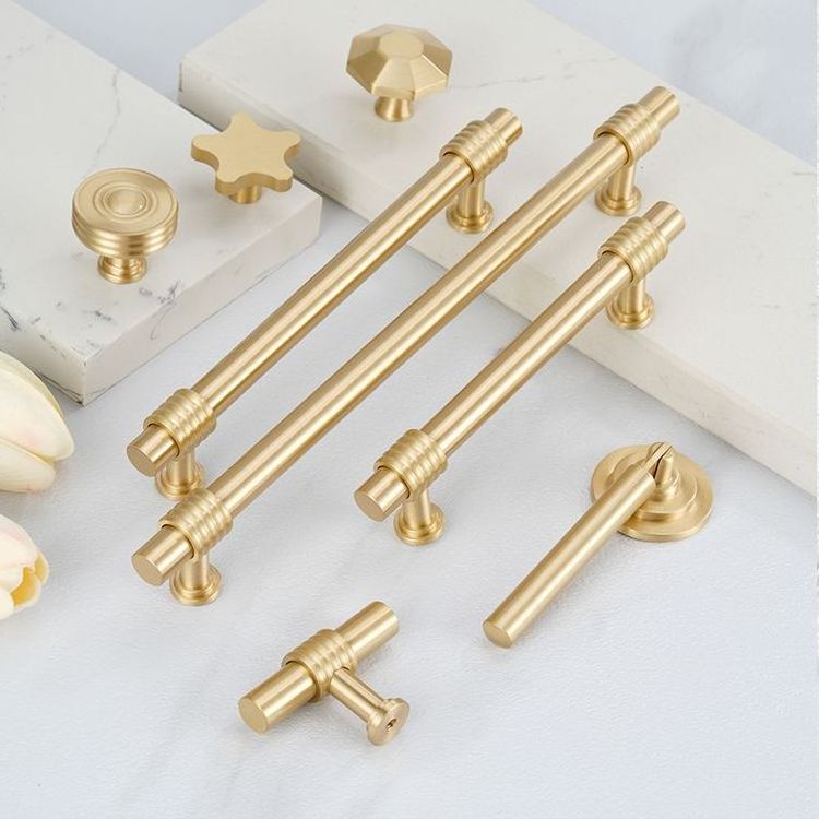 New Luxury Solid Knurled Brushed Brass Handle Kitchen Cabinet Long Handles Pull And Knobs