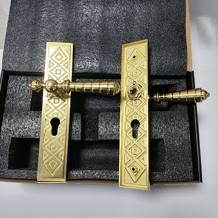 Villa Luxury Antique Bedroom Door Handle Lever Locks Solid Brass Classic Door Lock Set