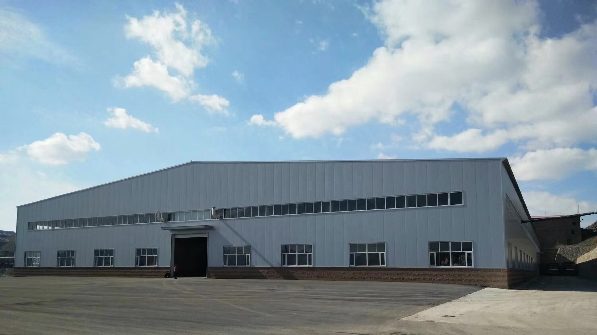 Modern big boss warehouse prefabricated steel structure building warehouse/workshop