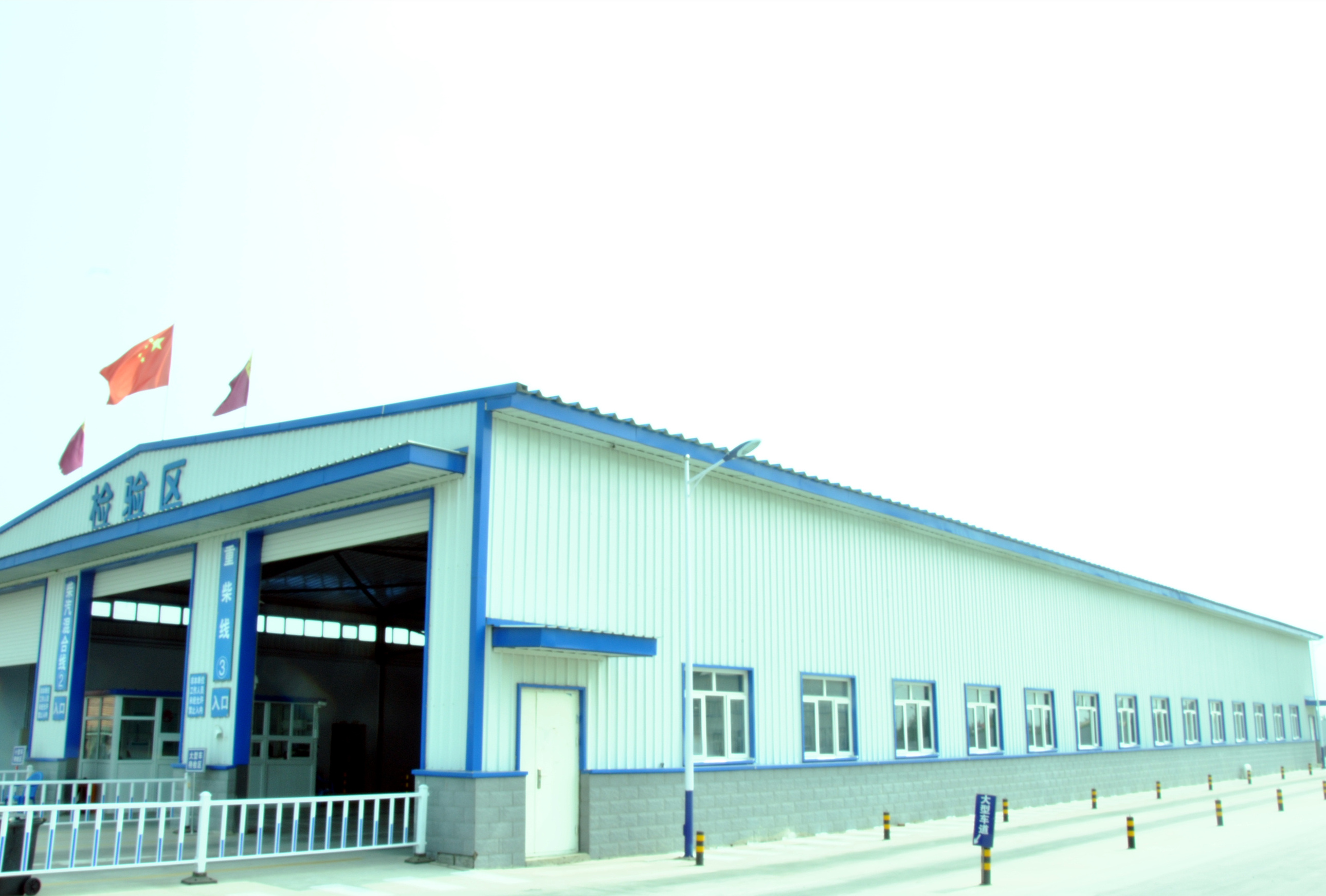 Low price wholesale light steel structure warehouse service for hangar storage for sale